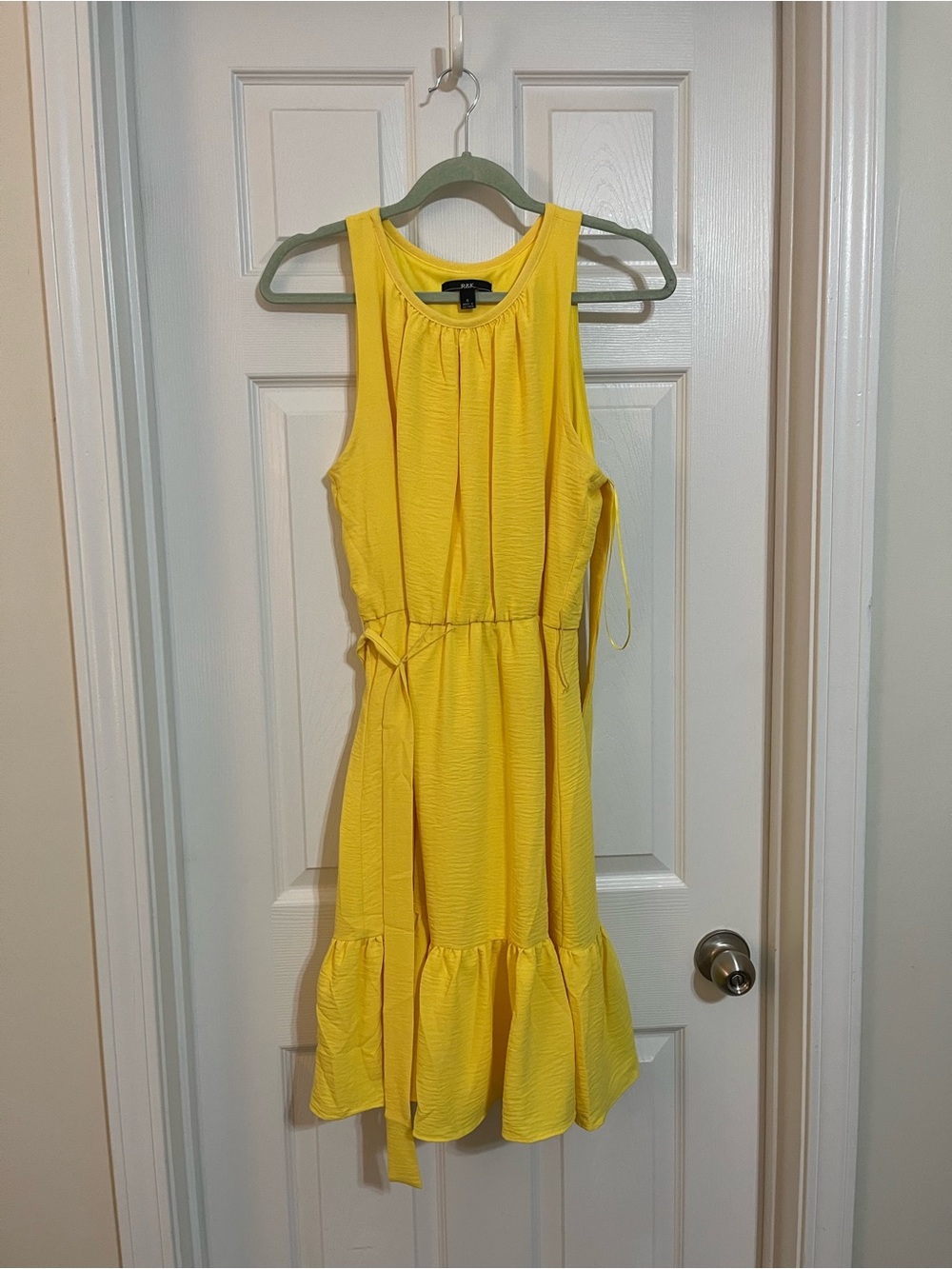 R&K Yellow Keyhole Sundress w Belt- Like New!